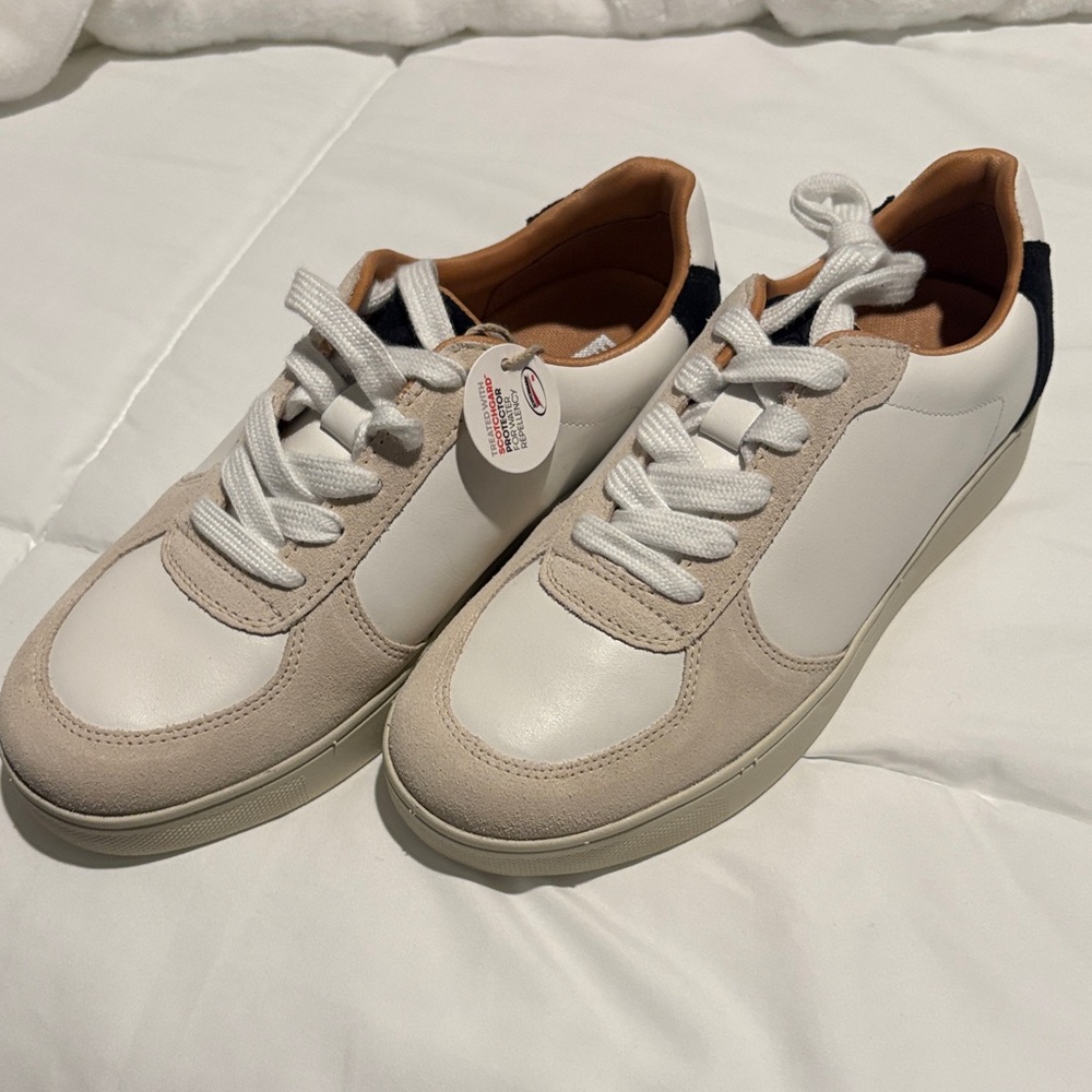 Fitflop Stylish White and Beige womens Sneakers
5.5